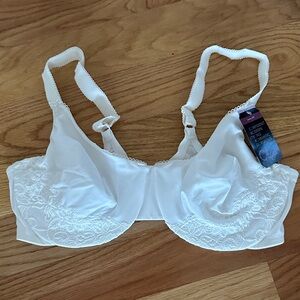 NWT Olga Bra